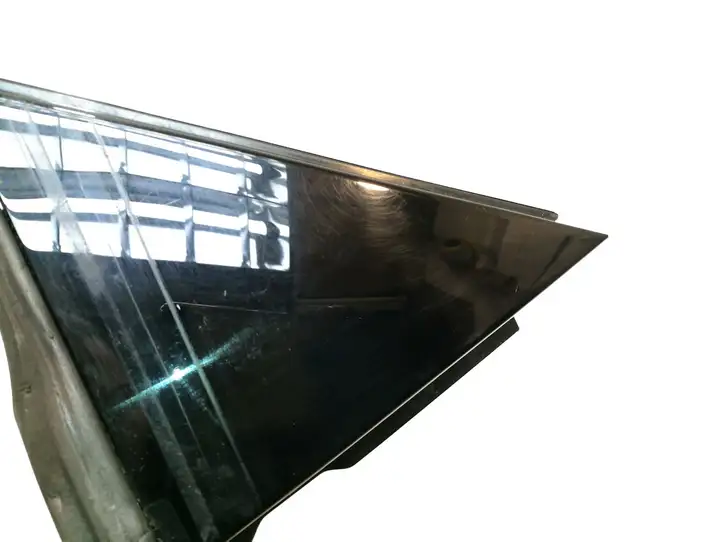 Audi A8 S8 D4 4H (2010 - 2014) 4H0839904 Накладка стекла задней двери — фото 3