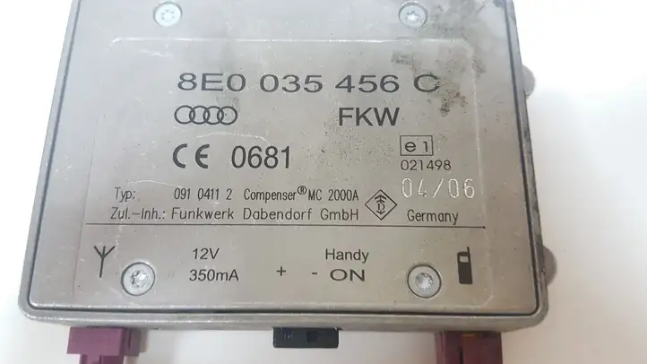 Audi A6 S6 C6 4F (2004 - 2008) 8E0035456C Усилитель антенны — фото 2
