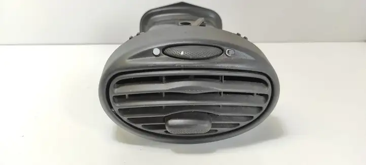 Ford Focus (1998 - 2004) 98AB19893BJ Боковой воздушный дефлектор — фото 1