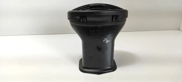 Ford Focus (1998 - 2004) 98AB19893BJ Боковой воздушный дефлектор — фото 3