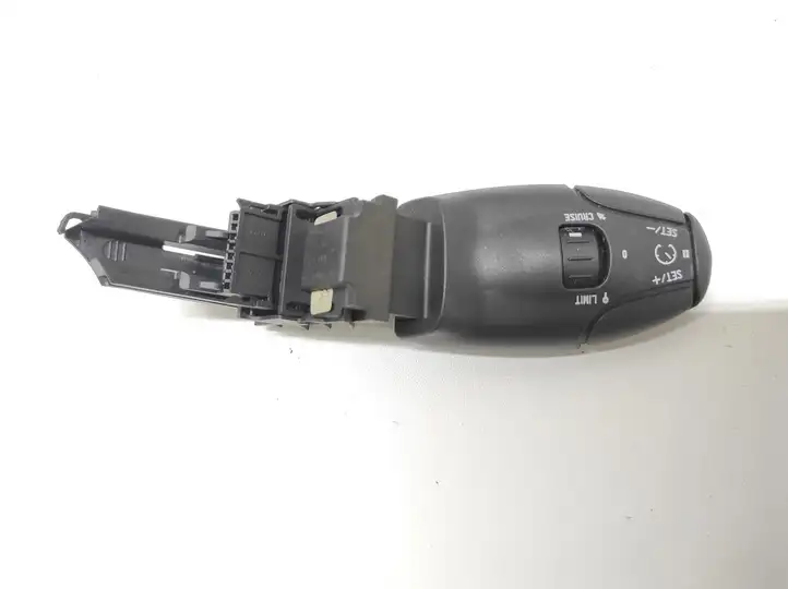 Peugeot 607 (2000 - 2004) 9641796480 Мултифункционный включатель управления / ручка — фото 1