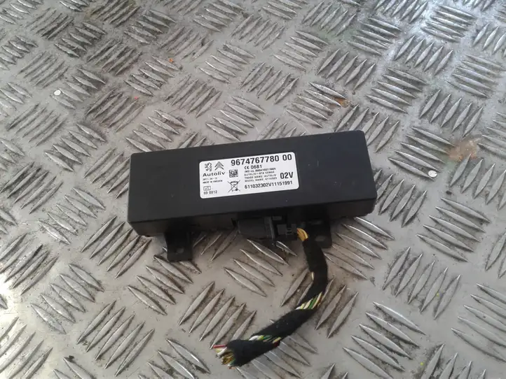 Peugeot 508 (2010 - 2014) Bluetooth модуль — фото 1