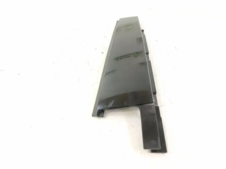 Mercedes-Benz CLA  C117,X117,W117 (2013 - 2019)    Отделка дверей (молдинги) задней двери