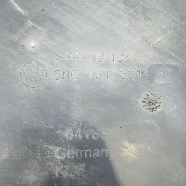 Volkswagen Crafter (2016 - ) 2N0131331A Кронштейн бака AdBlue — фото 7