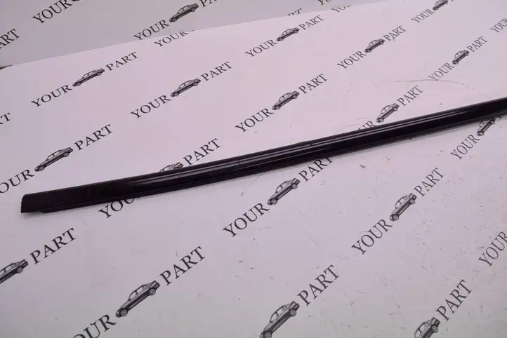 BMW X1 F48 F49 (2015 - 2022)    Отделка дверей (молдинги) задней двери