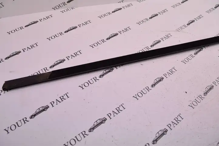 BMW X1 F48 F49 (2015 - 2022)    Отделка дверей (молдинги) задней двери