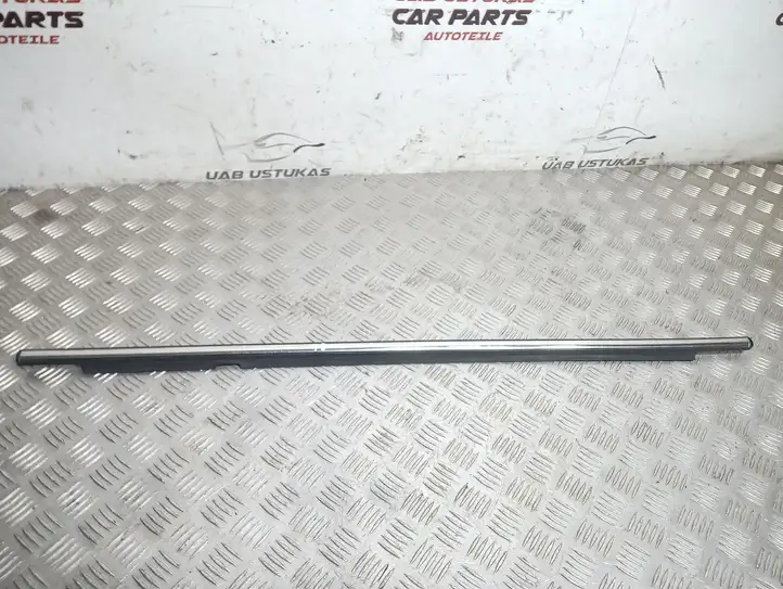 Opel Zafira B (2003 - 2006) Молдинги задней двери — фото 1