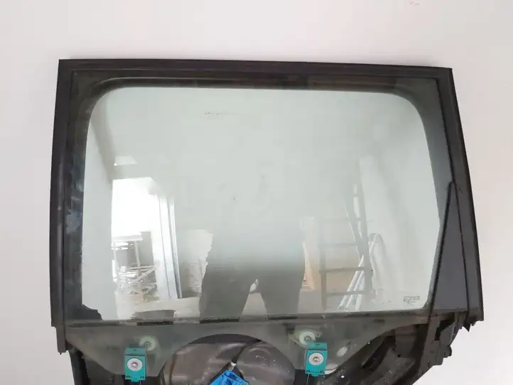 Volkswagen Touareg I (2002 - 2010)  993464108 Рамка дверного стекла задней двери