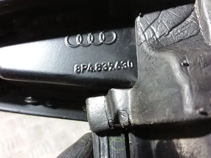 Audi A3/S3 8P (2008 - 2013) 8P4839630 Рамка дверного стекла задней двери — фото 2