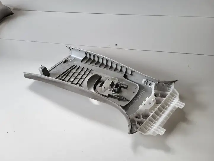 Skoda Superb B8 (3V) (2015 - 2023) Накладка ремня безопасности — фото 3