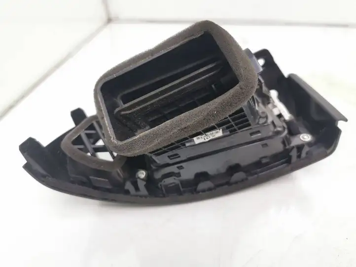 Hyundai i30 (2007 - 2012) 974802H000 Боковой воздушный дефлектор — фото 4