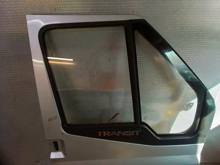 Ford Transit (2006 - 2013) Дверь — фото 5