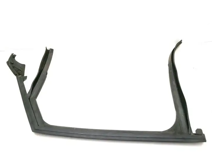 Audi A6 C7 (2011 - 2014) 4G5839439 Уплотнитель стекла задней двери — фото 2