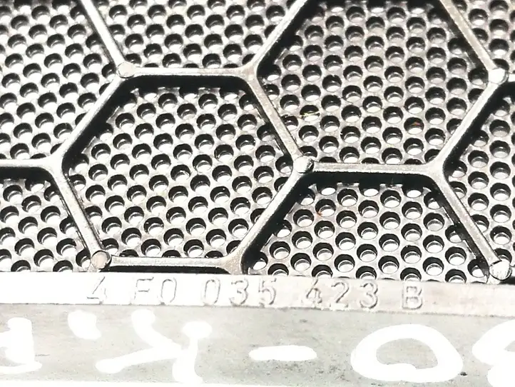 Audi A6 S6 C6 4F (2008 - 2011) 4F0035423B Накладка динамика передней двери — фото 3