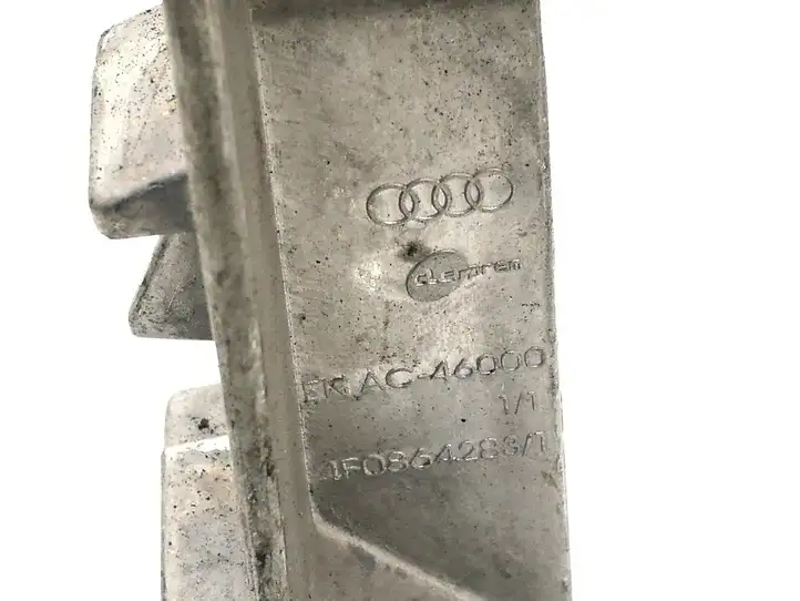 Audi A6 S6 C6 4F (2008 - 2011) 4F0864283 Другая деталь консоли (туннеля) — фото 4