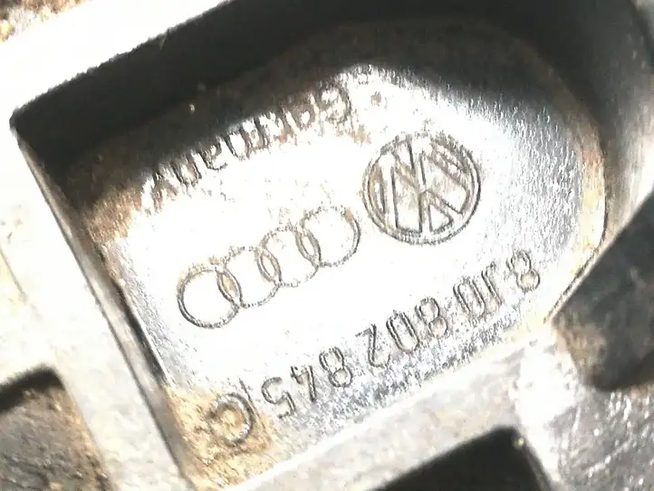 Audi TT TTS Mk2 (2006 - 2010) 8J0802845C Подушка домкрата — фото 2