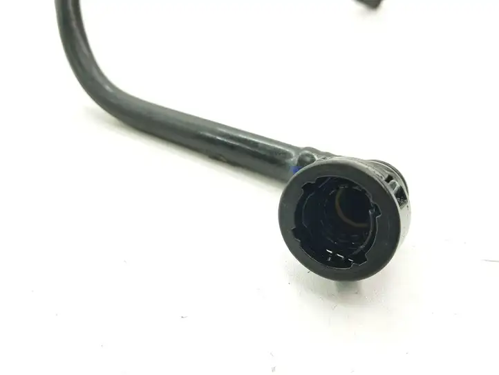 BMW 5 E60 E61 (2004 - 2010) 16126760786 Трубка топливной системы — фото 3