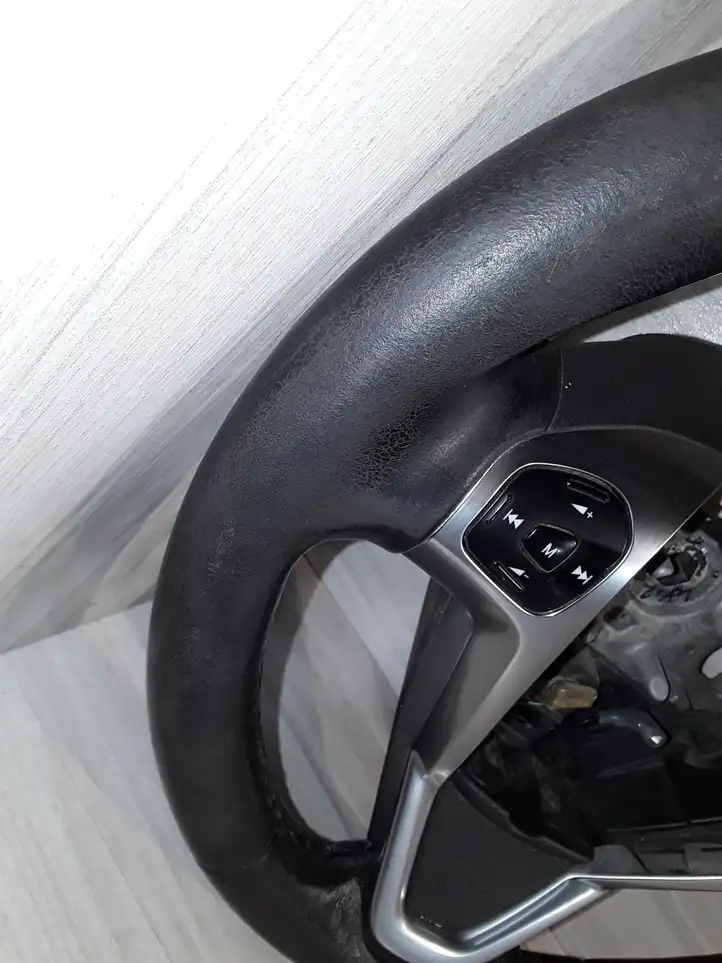 Ford Transit Courier (2014 - 2022) Руль — фото 5