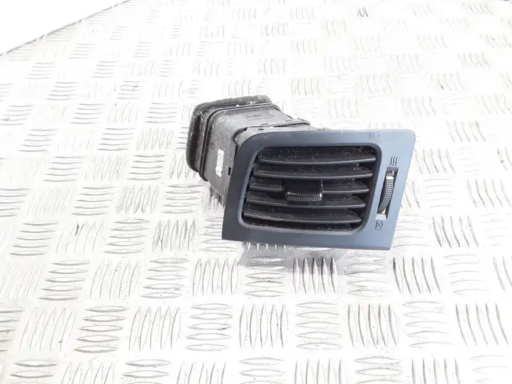 Hyundai H-1, Starex, Satellite (2007 - 2013) 4H97480000 Боковой воздушный дефлектор — фото 1