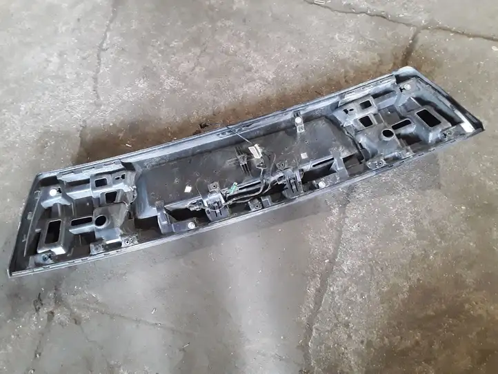 Citroen C4 I Picasso (2006 - 2013) L1020466 Прочая отделка багажника — фото 2