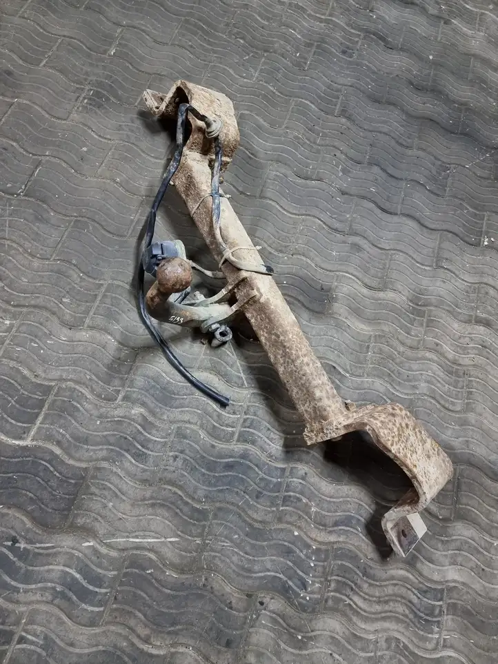 Hyundai Trajet (2000 - 2004)   Комплект крюка