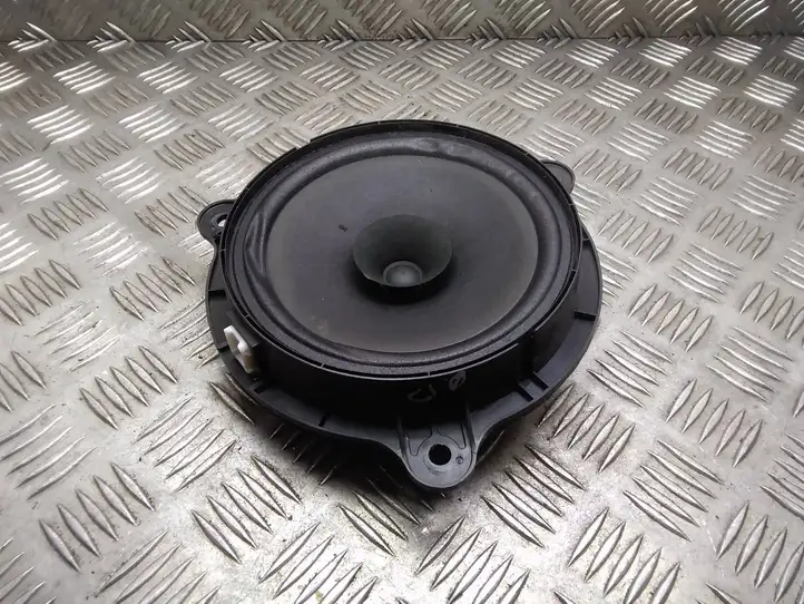 Nissan Qashqai (2013 - 2017) 281563SG0A Динамики задних дверей — фото 1
