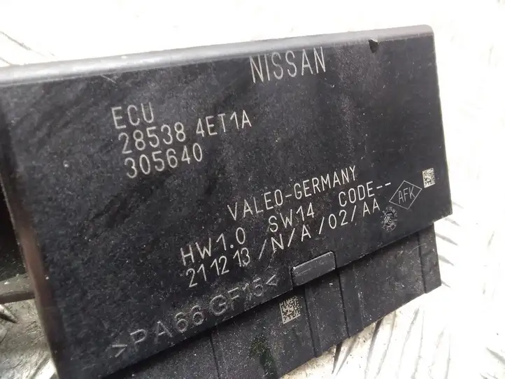 Nissan Qashqai (2013 - 2017) 285384ET1A Блок управления парктрониками — фото 2