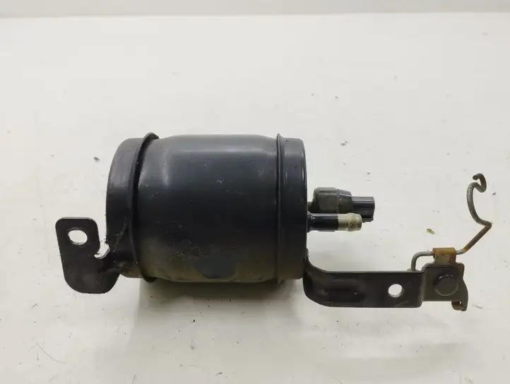 Toyota Corolla Verso AR10 (2004 - 2009) Фильтр топлива — фото 3