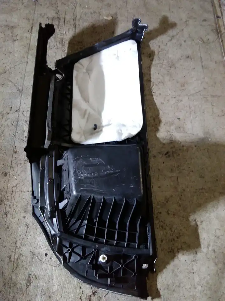 Audi A6 S6 C6 4F (2004 - 2008) 4F9863888A Боковая обшивка багажника — фото 5