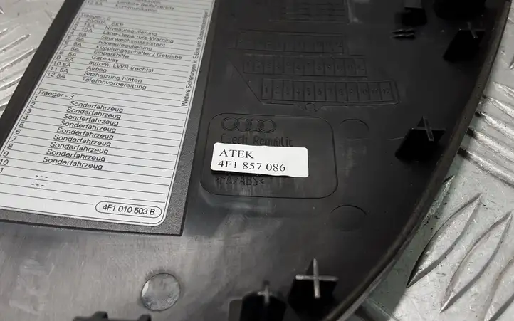 Audi A6 S6 C6 4F (2004 - 2008) 4F1857086 Боковая отделка панели приборов — фото 4