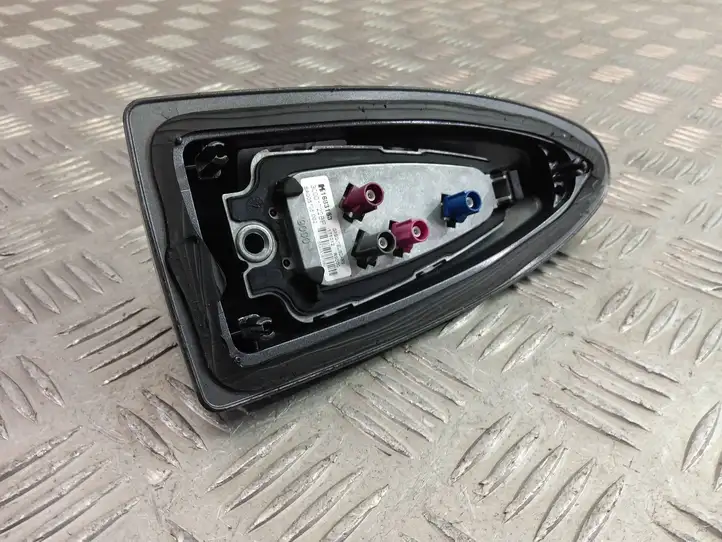 BMW X3 F25 (2010 - 2017) 9209431 GPS антенна — фото 9