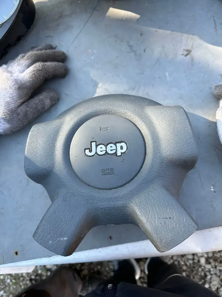 Jeep Cherokee (2001 - 2007) 30376552A Подушка безопасности руля — фото 1