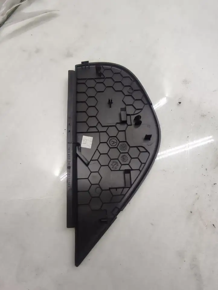 Volkswagen Jetta V (2005 - 2010) 1K0858248 Боковая отделка панели приборов — фото 3