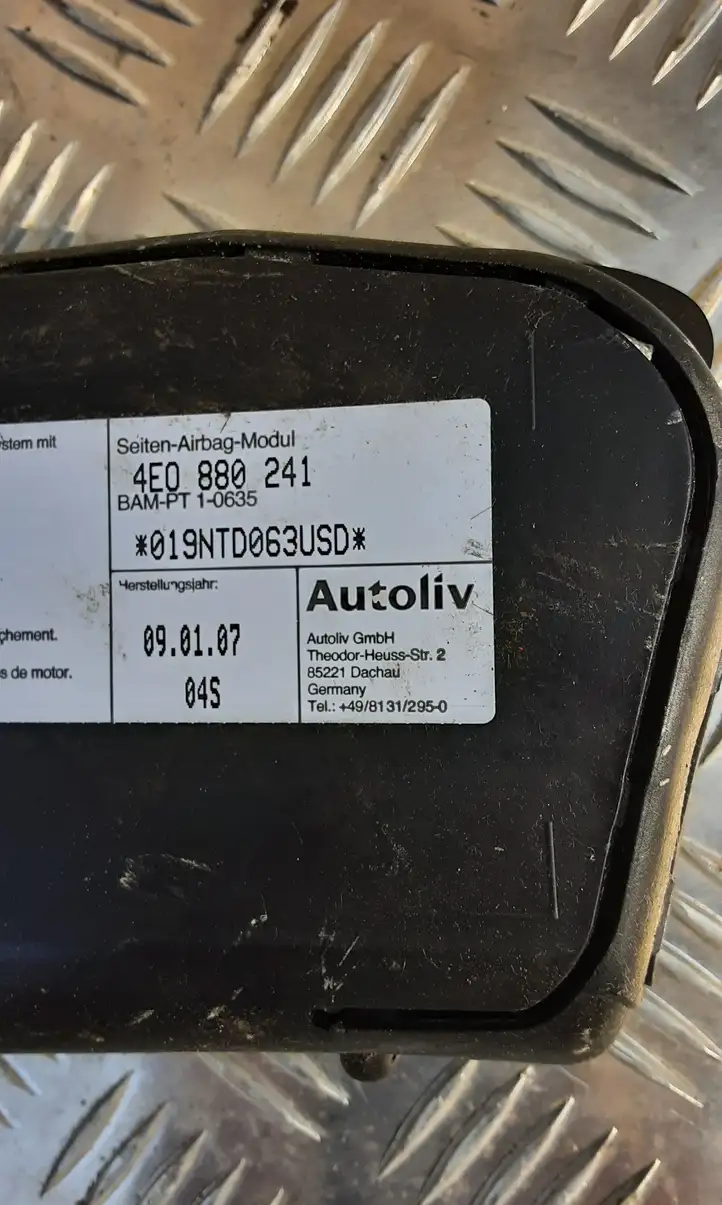 Audi A8 S8 D3 4E (2005 - 2007) 4E0880241 Подушка безопасности сиденья — фото 2