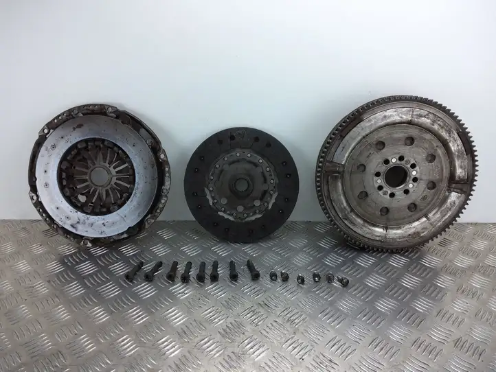 Toyota Corolla Verso AR10 (2004 - 2009) 3125005120 Комплект сцепления — фото 6