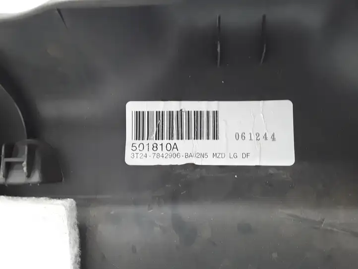 Mazda Tribute (2004 - 2007) 3T247842906 Комплект обшивки крышки багажника — фото 7