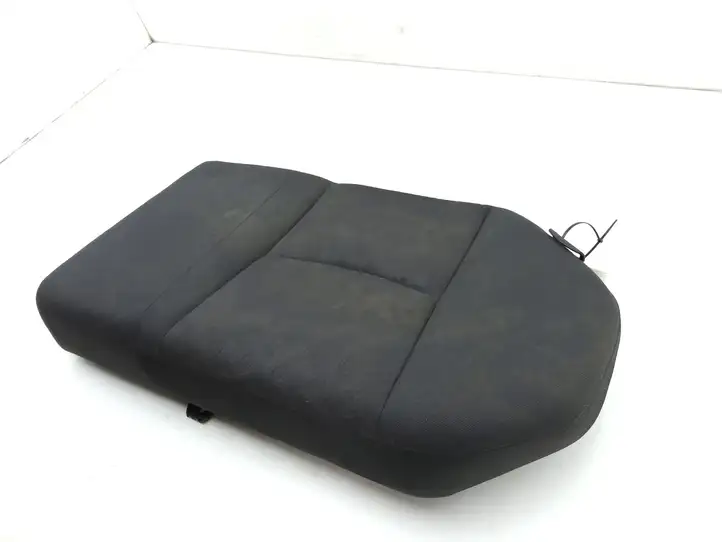 Mercedes-Benz C W203 (2000 - 2007)   Заднее сиденье