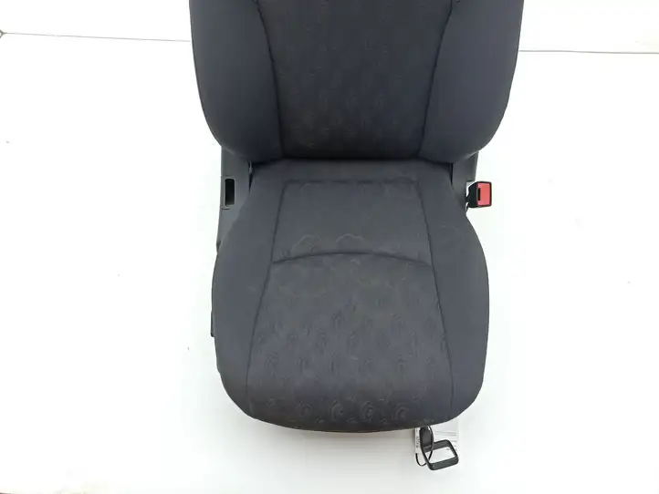 Mercedes-Benz C W203 (2000 - 2007) Переднее сиденье пассажира — фото 9