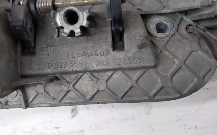 Volkswagen Caddy (2004 - 2010) 2K0827565G Ручка багажной двери — фото 4