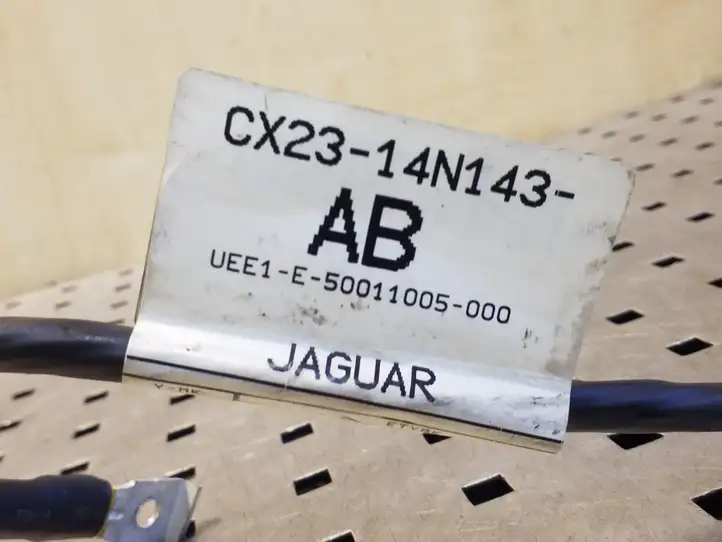 Jaguar XF X250 (2007 - 2015) CX2314N143AB Минусовой провод аккумулятора — фото 2