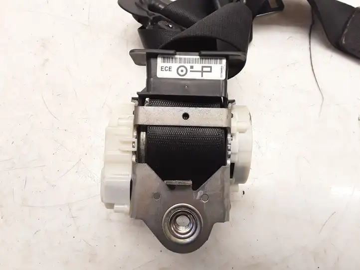 BMW 1 E81 E87 (2004 - 2011)  33059849 Передний ремень безопасности