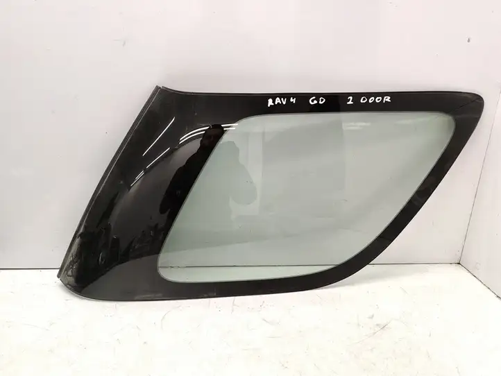 Toyota RAV 4 (XA20) (2000 - 2005) 43R00011 Заднее боковое стекло — фото 1