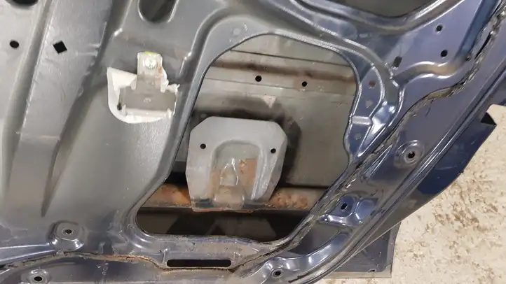 Honda Accord (2003 - 2007) Дверь — фото 4