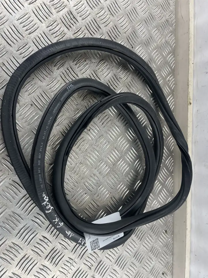 Volkswagen PASSAT B8 (2015 - ) 3G5867913 Уплотнитель кузова — фото 2