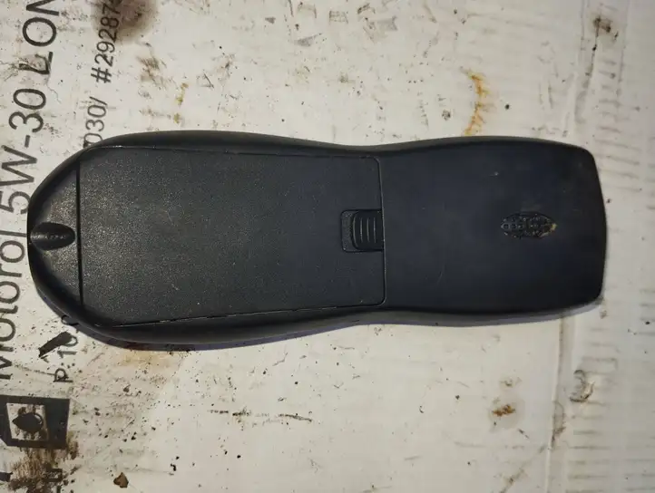 BMW 5 E60 E61 (2004 - 2010)  6945370 Другая внешняя деталь