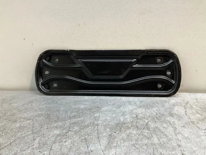 BMW 3 F30 F35 F31 (2012 - 2018) 7425606 Кронштейн глушителя — фото 1