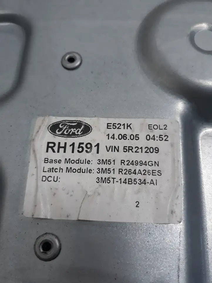 Ford Focus C-MAX (2003 - 2010) 3M51R045H22A Стеклоподъемник задней двери без мотора — фото 4