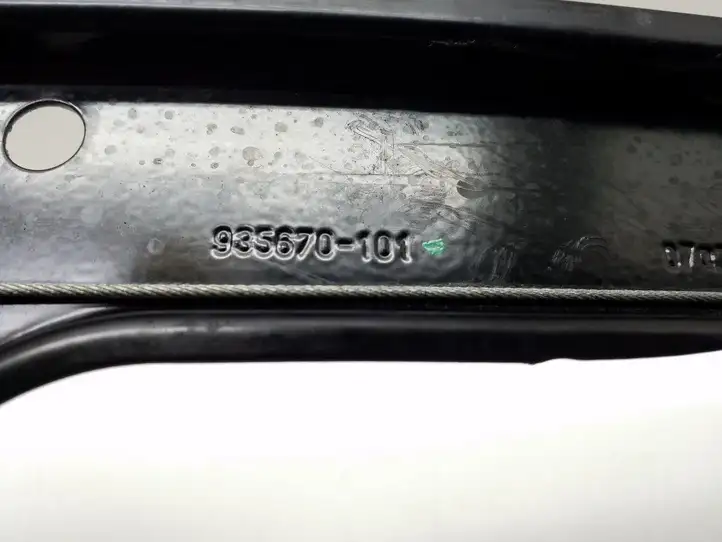 Mercedes-Benz CLA C117,X117,W117 (2013 - 2019) 935670101 Стеклоподъемник задней двери без мотора — фото 3
