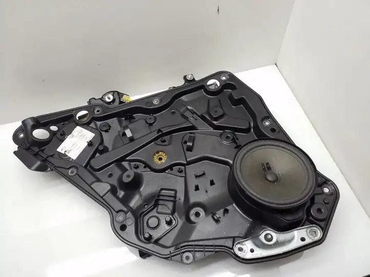 Mercedes-Benz CLA C117,X117,W117 (2013 - 2019) A1177300179 Стеклоподъемник задней двери без мотора — фото 6