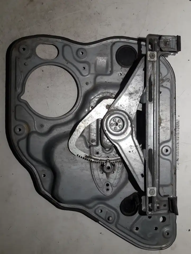 Volvo V50 (2004 - 2008)    Механизм для электрического подъема окон задней двери (без двигателя)